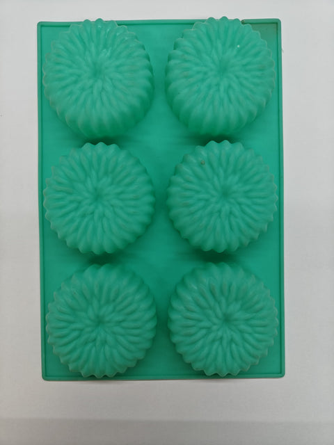 Smello's 6 Cavity Marigold Shaped Silicone Mould (BS 131)