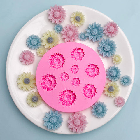 Smello's 9 Cavity Sunflower Silicone Fondant Mould (FB 137)