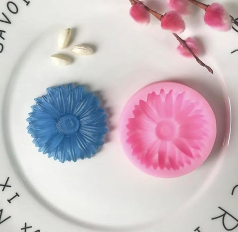 Smello's Daisy Silicone Fondant Mould (FB 151)