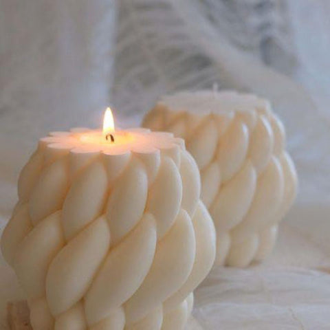 Smello's Knot Ball Candle Silicone Mould (SCM 144)