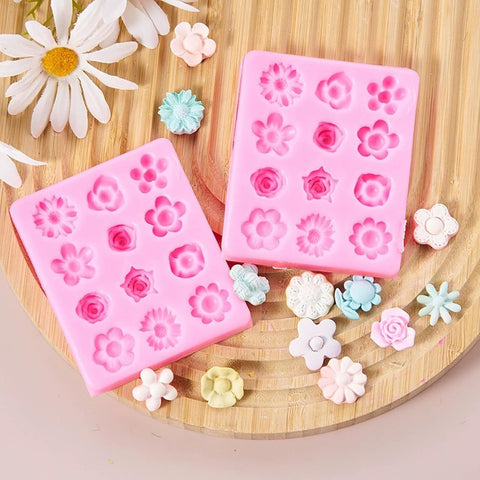 Smello's 12 Cavity Blossom Bliss Silicone Fondant Mould (FB 125)