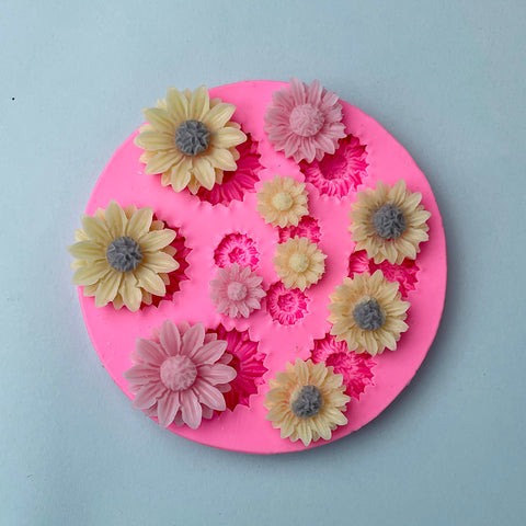 Smello's 9 Cavity Sunflower Silicone Fondant Mould (FB 137)