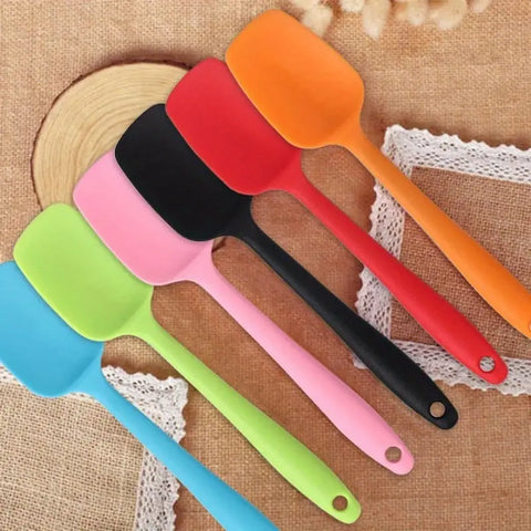 Smello's Big Colourful Spoon Shape Spatula (SP 104)