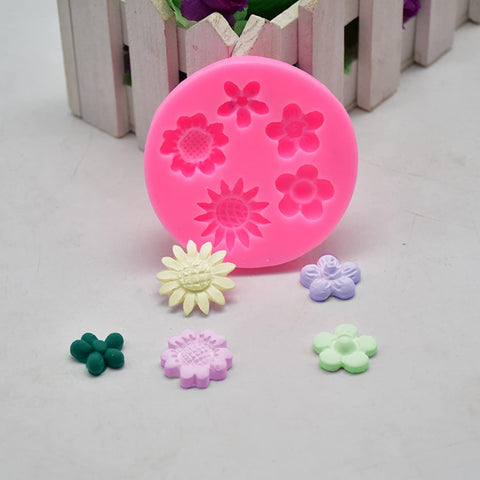 Smello's 5 Cavity Mix Flowers Silicone Fondant Mould (FB 119)