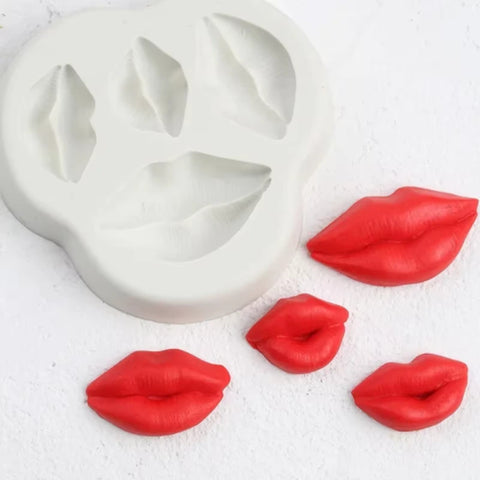 Smello's 3D Lips Silicone Fondant Mould (FB 101)