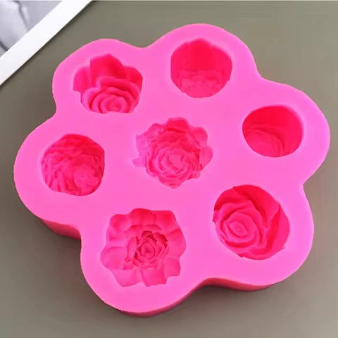 Smello's 7 Cavity 3D Rose Flower Silicone Fondant Mould (FB 139)