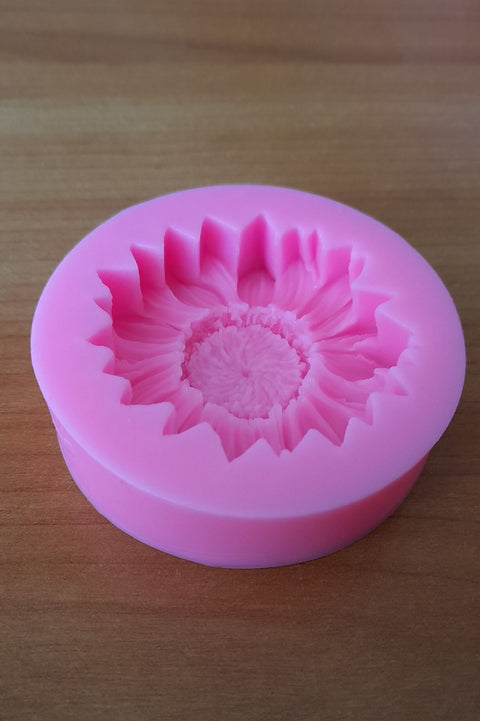 Smello's Golden Flower Silicone Fondant Mould  (FB 148)