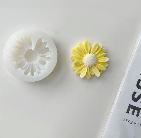 Smello's Single Cavity Sunflower Silicone Fondant Mould (FB 140)