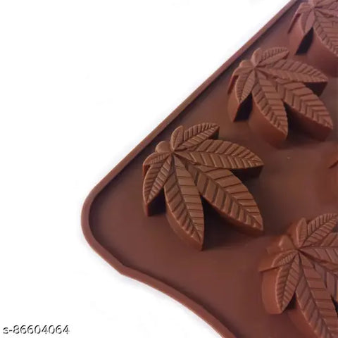 Smello's 8 Slot Marijuana Leaf Chocolate Silicone Moulds (CHM 147)